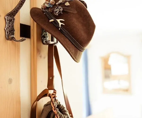 Fruehstueckspension Windlegern بيت ريفي Neukirchen (Altmunster)